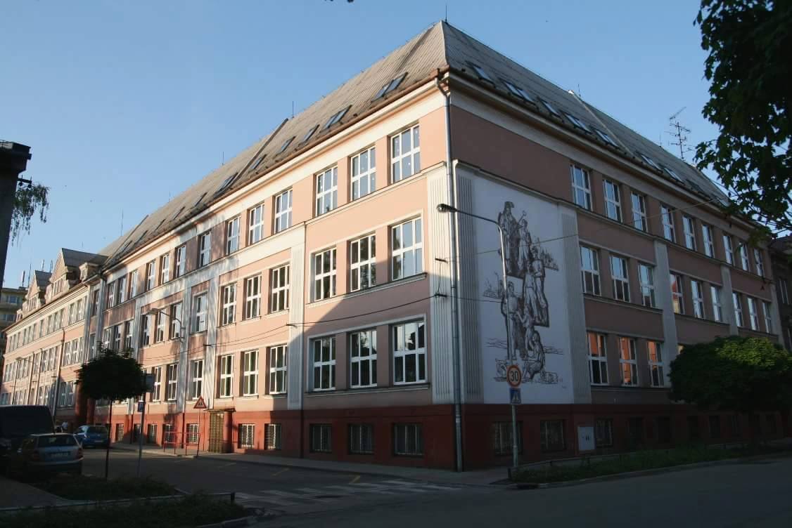 Alma Mater Studiorum w Cieszynie Zachodnim